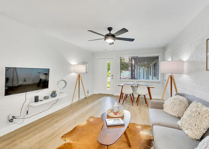 Modern Contemporary Ot With Heated Pool Apartment *