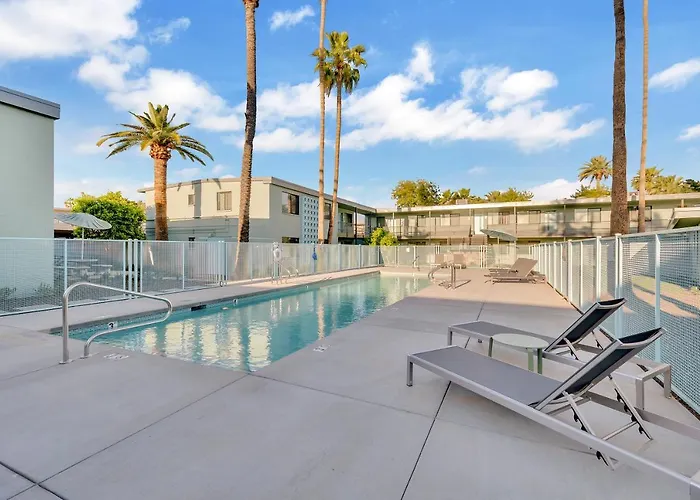 Apartment Modern Contemporary Ot With Heated Pool *