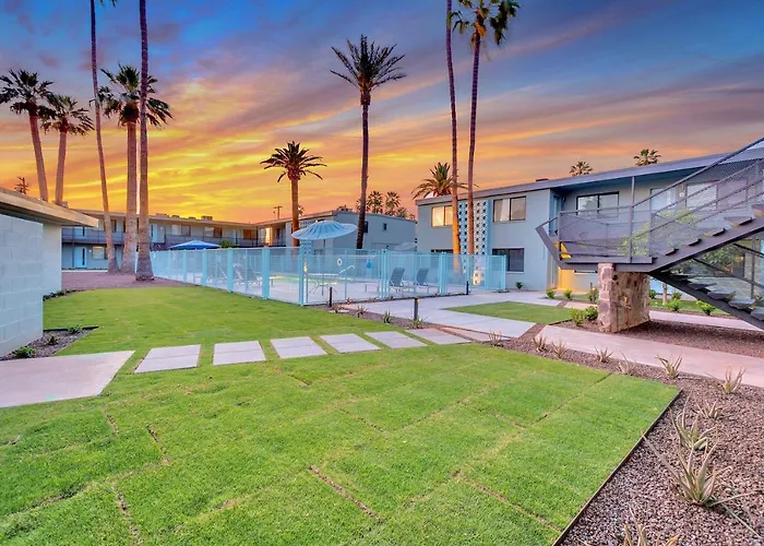 Modern Contemporary Ot With Heated Pool * Scottsdale